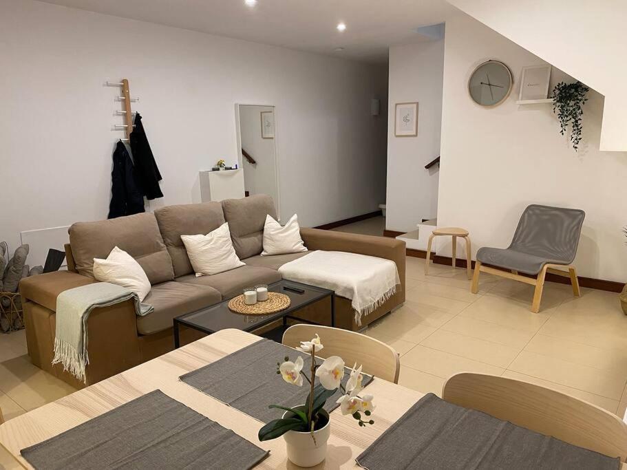 Casa Marla Mit 3 Schlafzimmern Und 2 Badezimmern Puerto Calero Luaran gambar