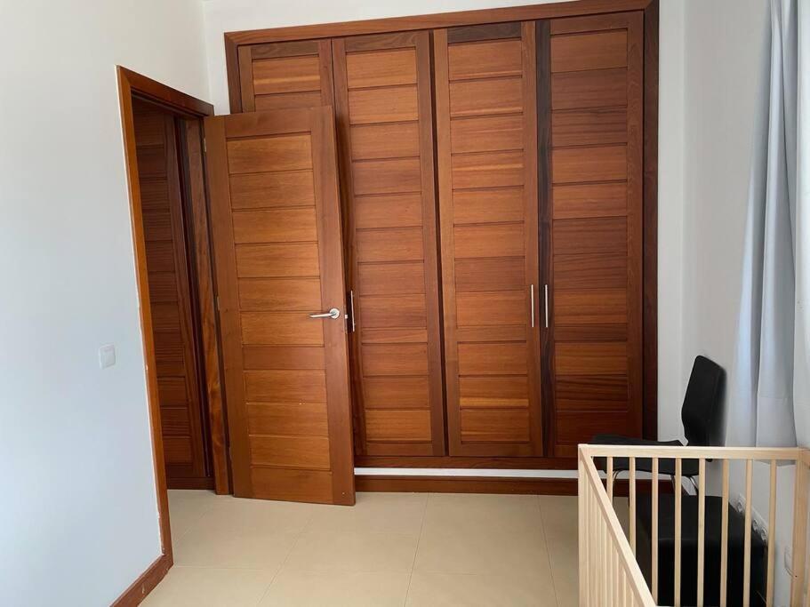 Casa Marla Mit 3 Schlafzimmern Und 2 Badezimmern Puerto Calero Luaran gambar